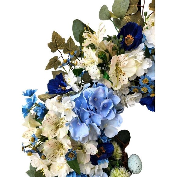 Blue Hydrangea wreath with poppies, birds nest and faux robin eggs. Beautiful!! - Picture 5 of 13
